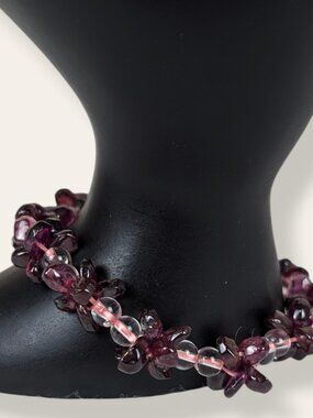 Garnet Chip Floral Beaded Bracelet